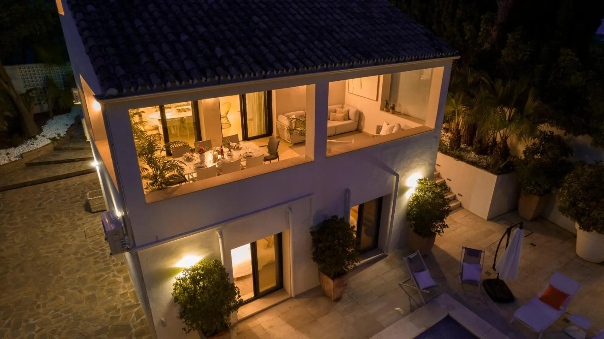 Vacation Marbella I Villa La Cabane, Prestige, Heated Pool, 300M To The Beach Spain