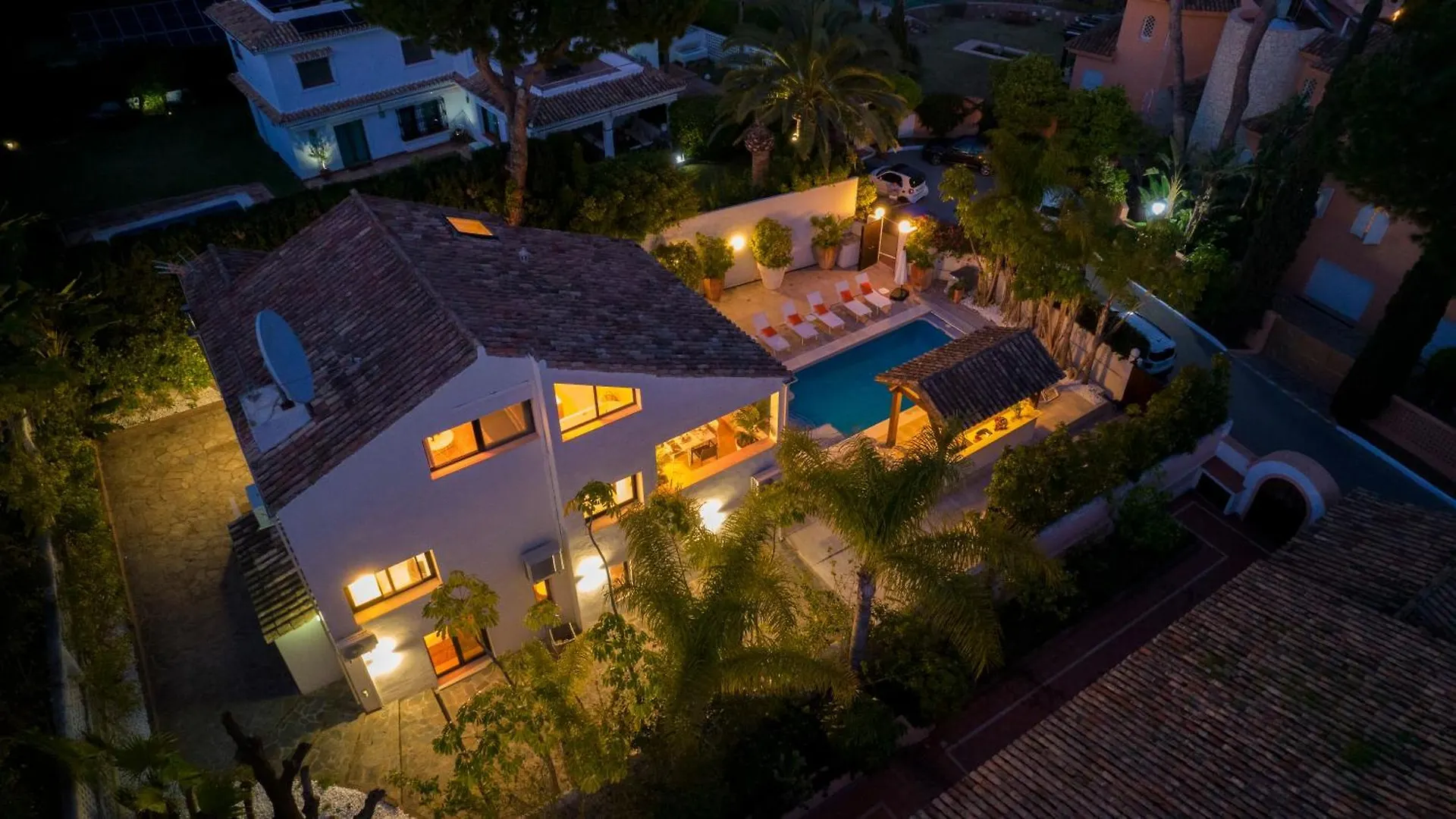 Vacation Marbella I Villa La Cabane, Prestige, Heated Pool, 300M To The Beach 0*,